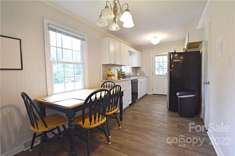 2116 Dover Ln, Lancaster, SC 29720 photo 3