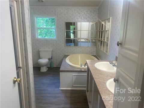 202 Hayes St, Harmony, NC 28634 photo 19