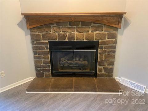 202 Hayes St, Harmony, NC 28634 photo 17