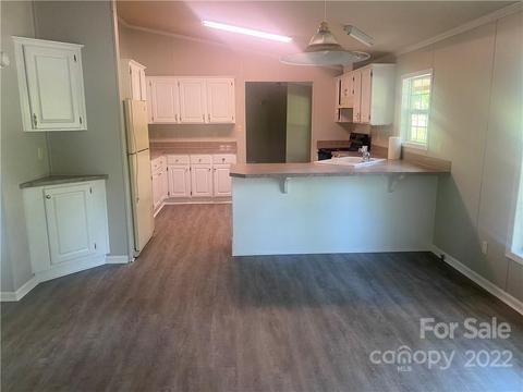 202 Hayes St, Harmony, NC 28634 photo 25