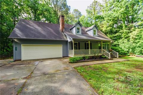 6838 Lowesville Ln, Stanley, NC 28164 photo 2