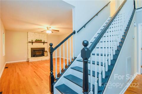 6838 Lowesville Ln, Stanley, NC 28164 photo 5