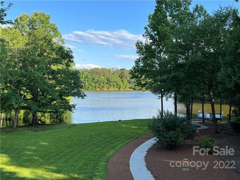 902 Waterview Ln, Monroe, NC 28110 photo 3