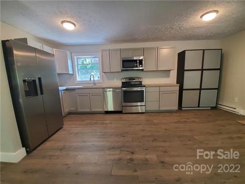 140 Miller Rd, Marshall, NC 28753 photo 5