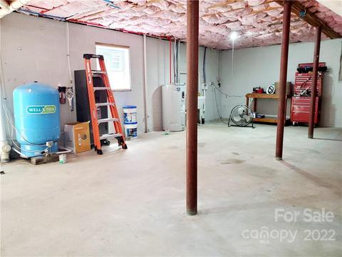 140 Miller Rd, Marshall, NC 28753 photo 12