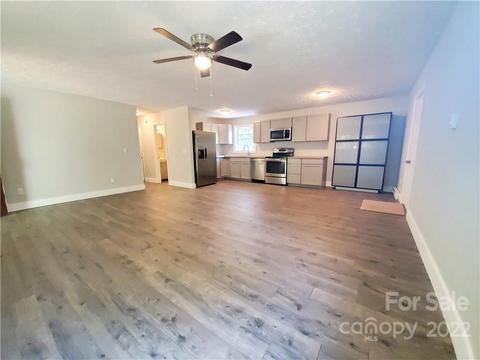 140 Miller Rd, Marshall, NC 28753 photo 3