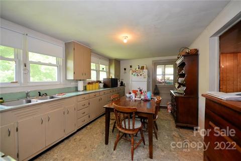 826 Monteith Br, Sylva, NC 28779 photo 14