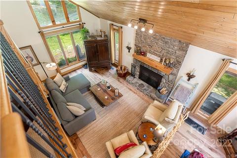 29 Spring Ln, Fairview, NC 28730 photo 3