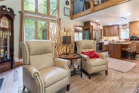 29 Spring Ln, Fairview, NC 28730 photo 9