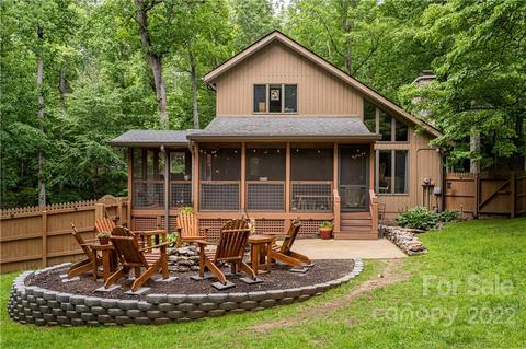 29 Spring Ln, Fairview, NC 28730 photo 2