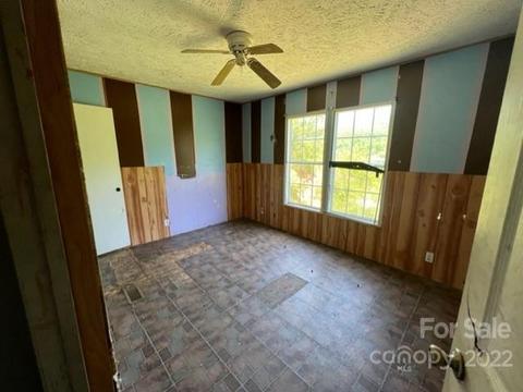 14 Fox Run Rd, Canton, NC 28716 photo 13