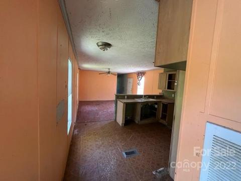 14 Fox Run Rd, Canton, NC 28716 photo 20