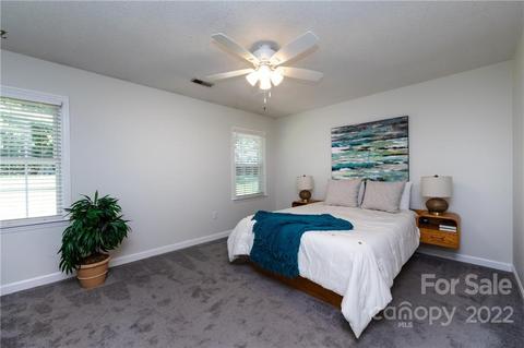4611 Ovington Cir, Charlotte, NC 28226 photo 13