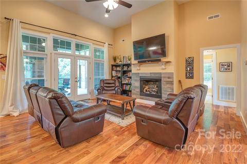 131 Williams Rd, Fletcher, NC 28732 photo 2