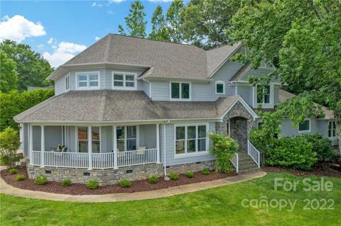 18919 Riverwind Ln, Davidson, NC 28036 photo 1
