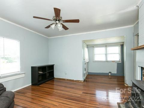 1097 Phillipsville Loop, Canton, NC 28716 photo 6