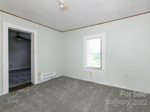 1097 Phillipsville Loop, Canton, NC 28716 photo 23