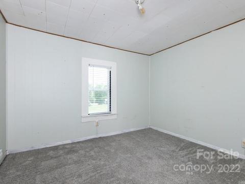1097 Phillipsville Loop, Canton, NC 28716 photo 22