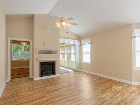 41 Eagle Pointe Way, Flat Rock, NC 28731 photo 5