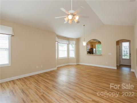41 Eagle Pointe Way, Flat Rock, NC 28731 photo 8