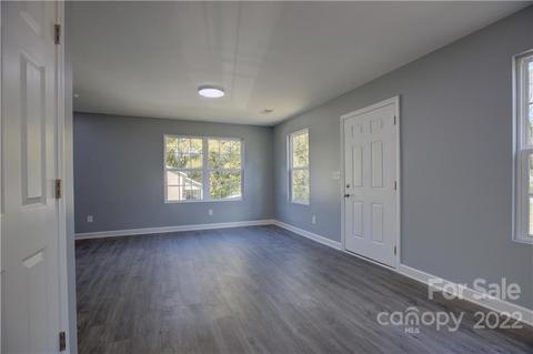 1129 5th St, Lancaster, SC 29720 photo 6