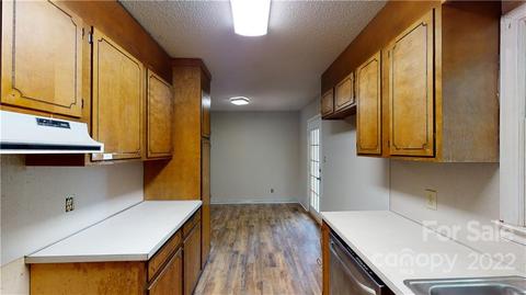 3325 Danial St, Conover, NC 28613 photo 6
