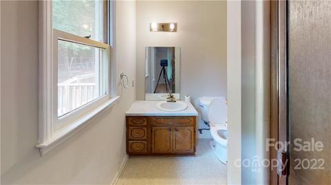3325 Danial St, Conover, NC 28613 photo 13