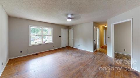 3325 Danial St, Conover, NC 28613 photo 3