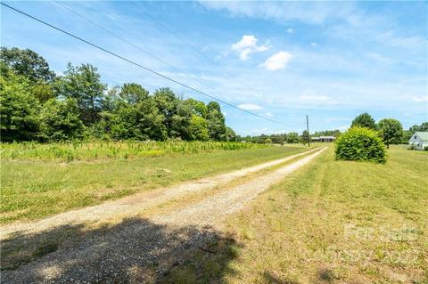 3053 E Maiden Rd, Maiden, NC 28650 photo 25