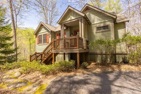 142 Allspice Ct, Tuckasegee, NC 28783