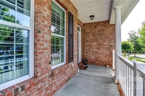 18207 Ebenezer Dr, Cornelius, NC 28031 photo 3