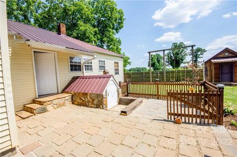161 Eagle Mills Rd, Harmony, NC 28634 photo 30