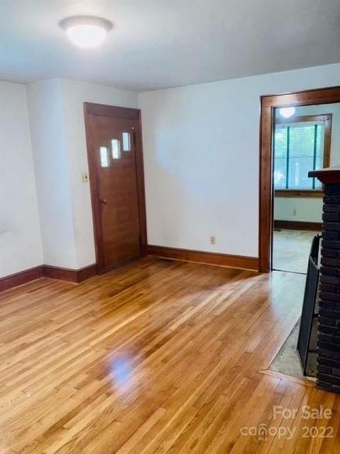 314 9th St, Conover, NC 28613 photo 3