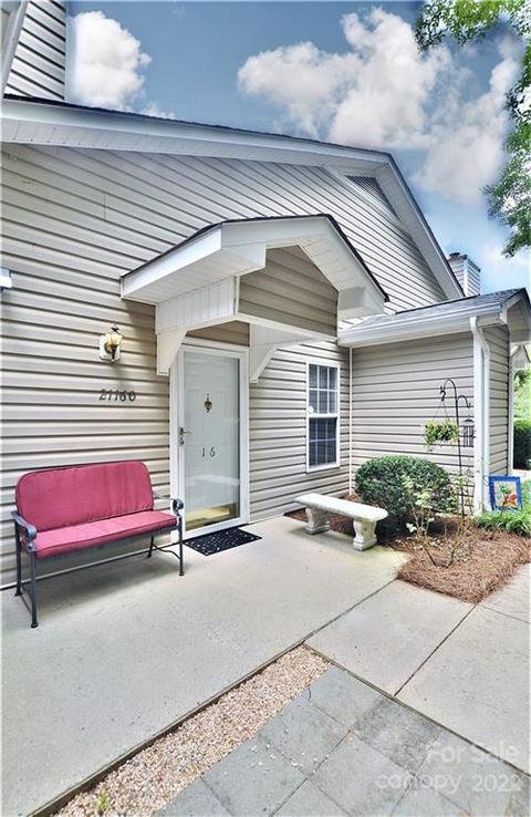 21160 Cold Spring Ln, Cornelius, NC 28031 photo 2