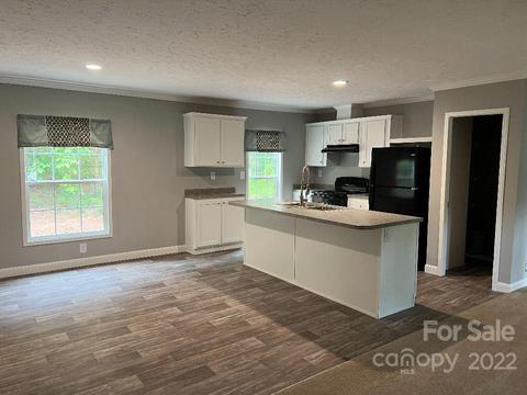 4181 Maple Trl, Morganton, NC 28655 photo 4