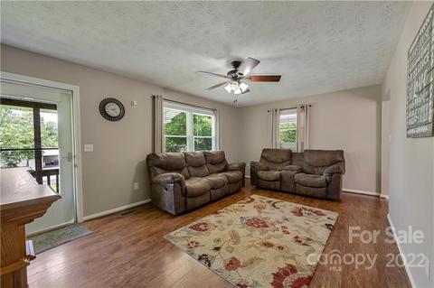 199 Brookside Dr, Canton, NC 28716 photo 5