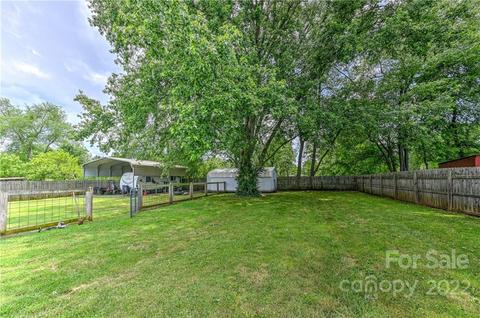 199 Brookside Dr, Canton, NC 28716 photo 24