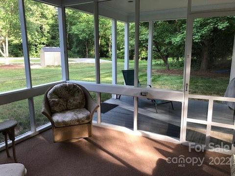 8223 Forest Shadow Cir, Cornelius, NC 28031 photo 3