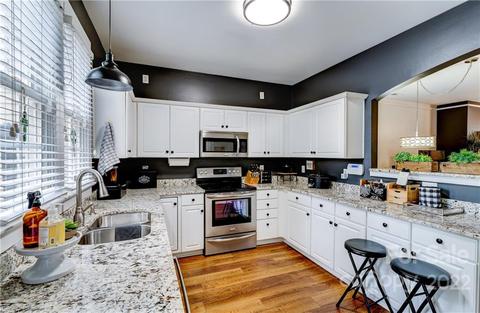 304 Elis Way, Fort Mill, SC 29708 photo 7
