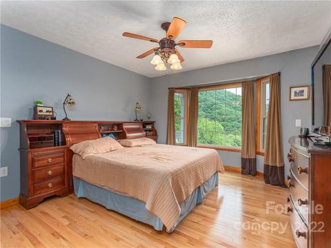 224 Drifter Dr, Clyde, NC 28721 photo 12