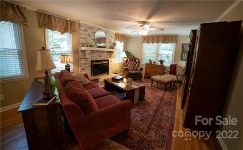 215 Bost Rd, Morganton, NC 28655 photo 4