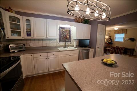 215 Bost Rd, Morganton, NC 28655 photo 11