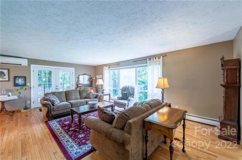 230 Cauble Rd, Brevard, NC 28712 photo 2