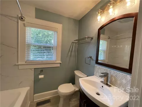2146 3rd Se Ave SE, Hickory, NC 28601 photo 22