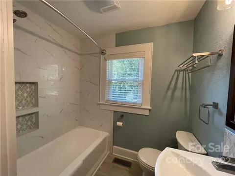 2146 3rd Se Ave SE, Hickory, NC 28601 photo 21