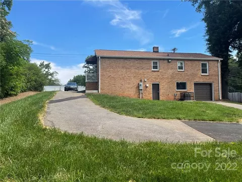 2146 3rd Se Ave SE, Hickory, NC 28601 photo 33