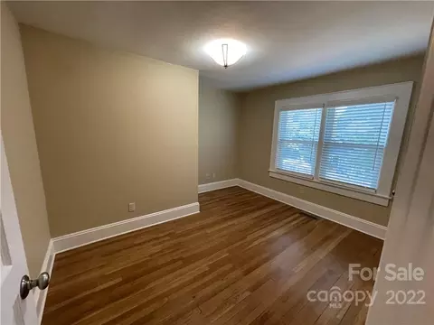 2146 3rd Se Ave SE, Hickory, NC 28601 photo 18