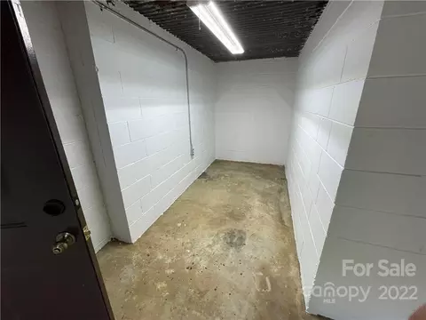 2146 3rd Se Ave SE, Hickory, NC 28601 photo 29