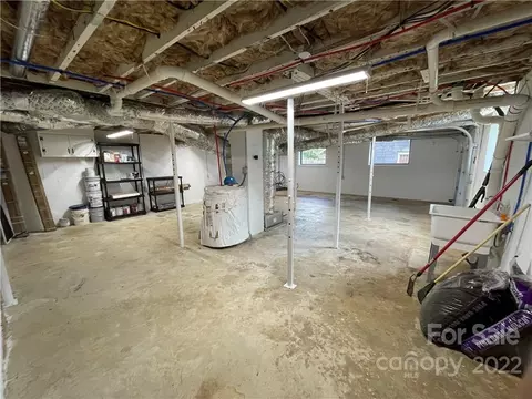 2146 3rd Se Ave SE, Hickory, NC 28601 photo 25