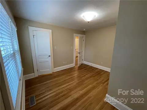 2146 3rd Se Ave SE, Hickory, NC 28601 photo 19